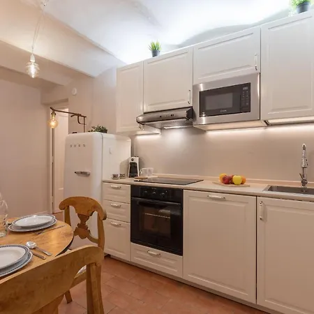 Sambrogio Suite-hosted By Sweetstay Florence
