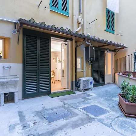 Sambrogio Suite-hosted By Sweetstay Appartement *