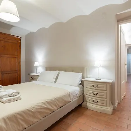 Sambrogio Suite-hosted By Sweetstay