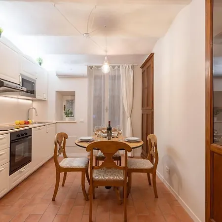 Sambrogio Suite-hosted By Sweetstay *
